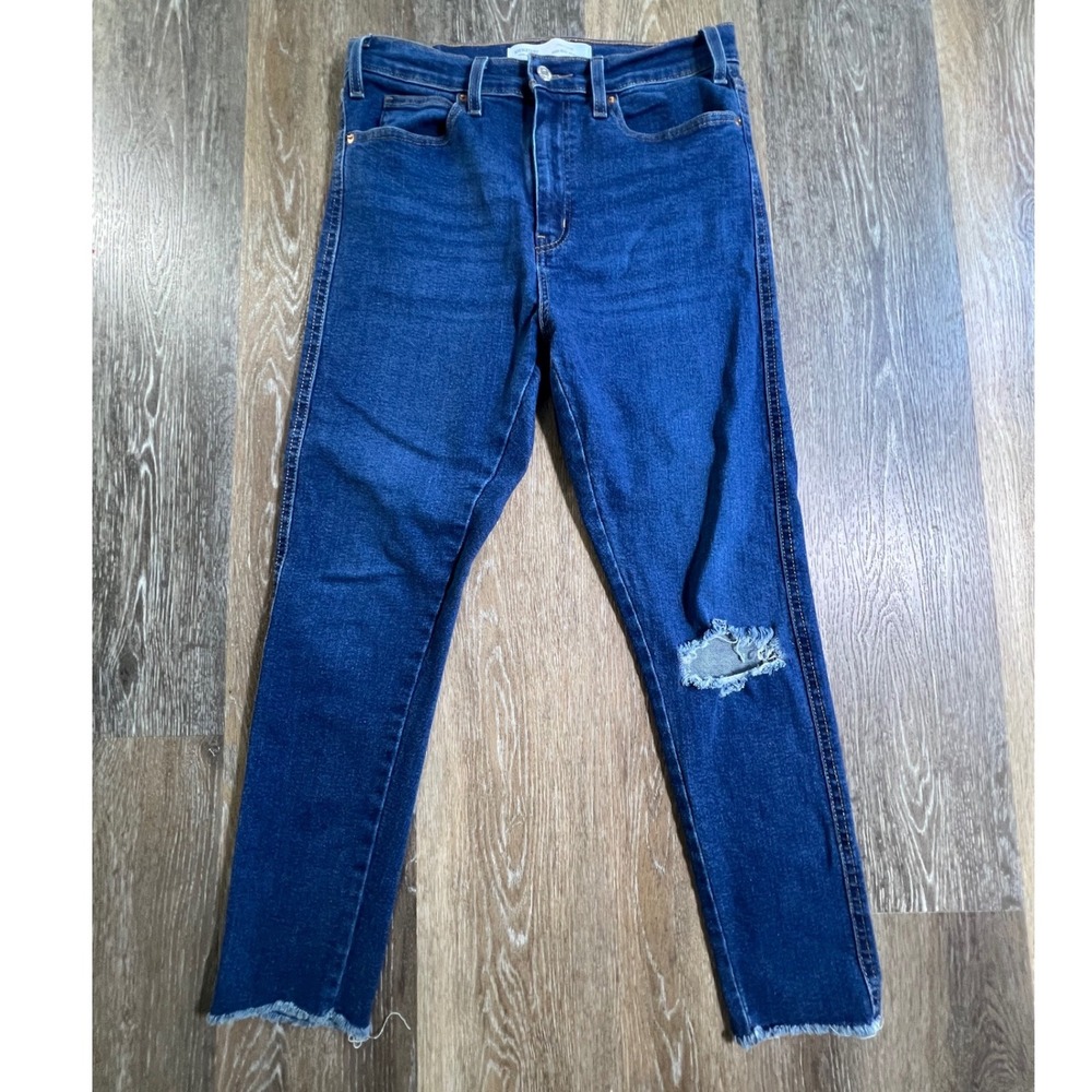 Signature Levi Strauss Jeans Women 10 Blue High Rise Skinny Distressed Frayed
